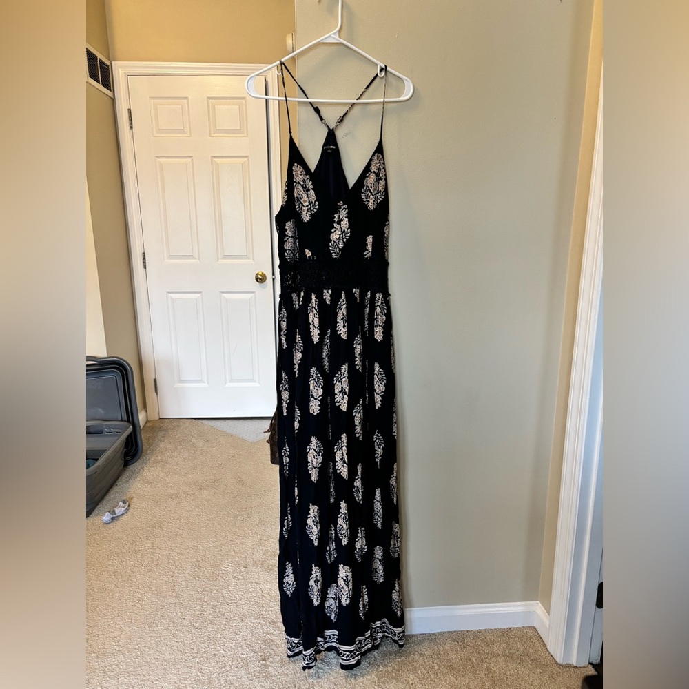Fashion Nova Black Maxi Dress with Cream Print